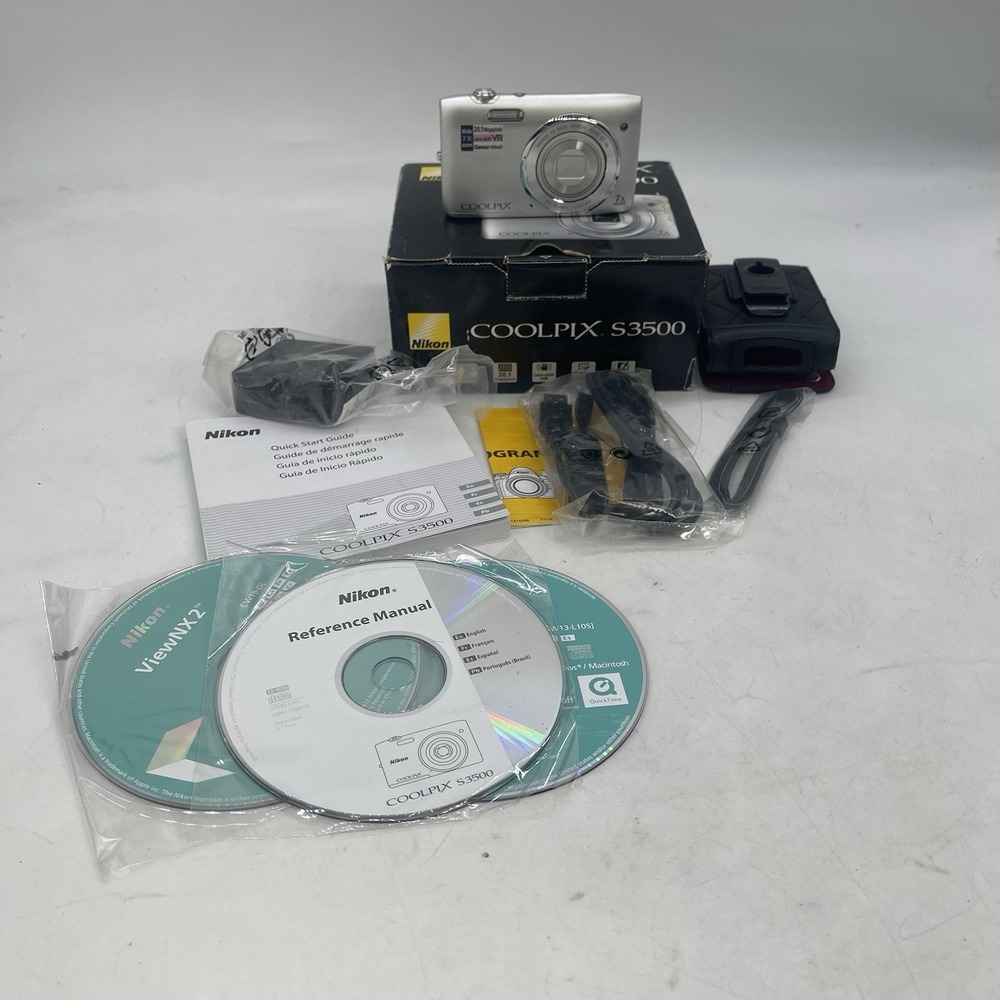 Nikon Coolpix S3500 Digital Camera 7X Optical Silver in Box Untested Bundle